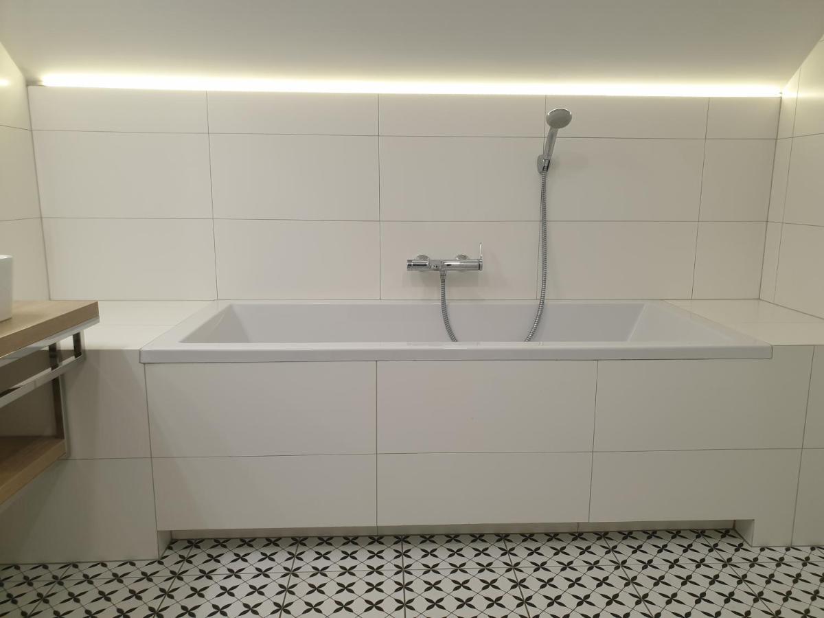 Messina Apartamenty Wyspa Sobieszewska 格但斯克 外观 照片